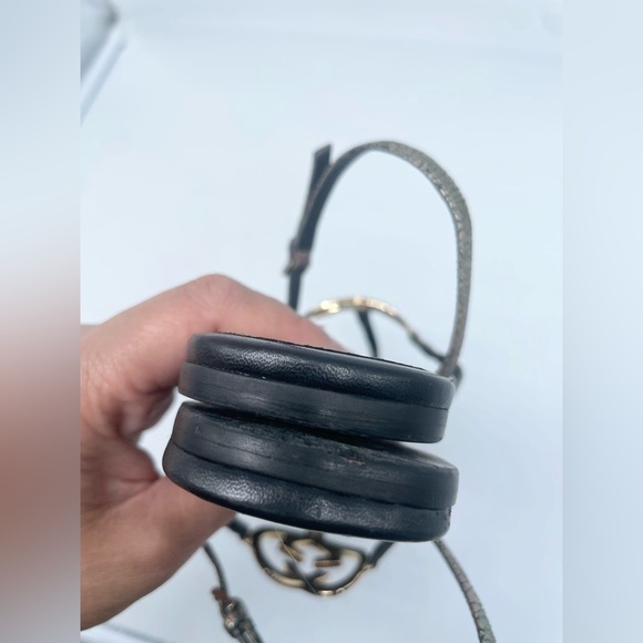 Gucci Black Metallic Leather Ellemere GG Interlocking HEART Thong Sandal EU 39 - Picture 11 of 11